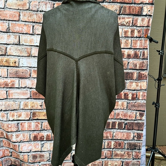 Lululemon Shawl | 4-way Reversible | 100% Merino Wool | One Size | NWOT - Picture 3 of 15